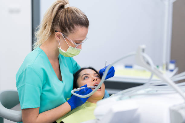 Best Emergency Tooth Extraction in Melville, RI